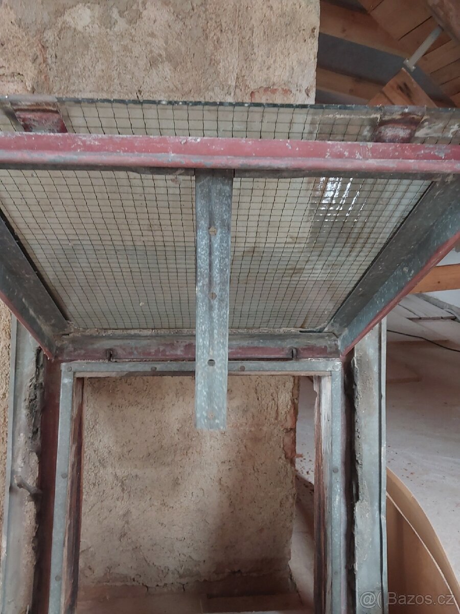 Střešní plechové okno - 5