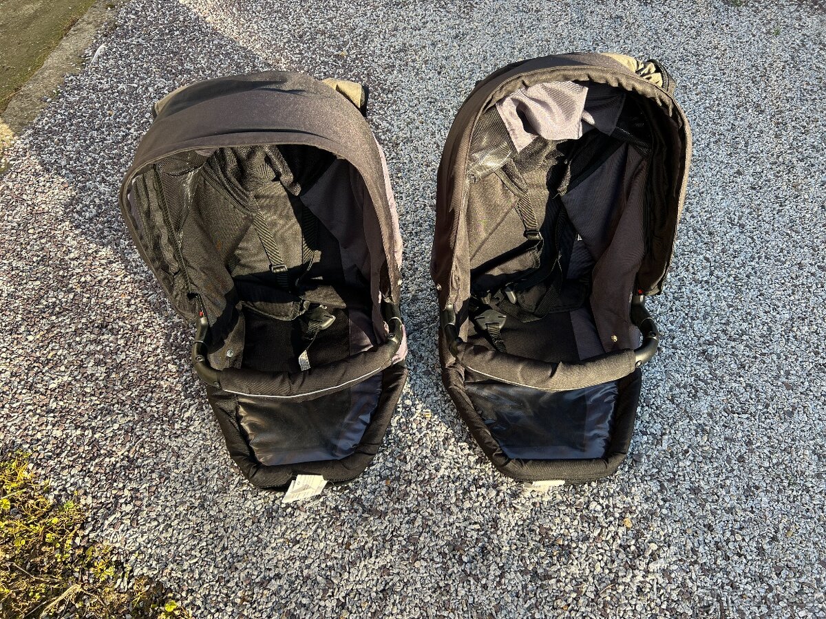 Kočárek pro dvojčátka - 5