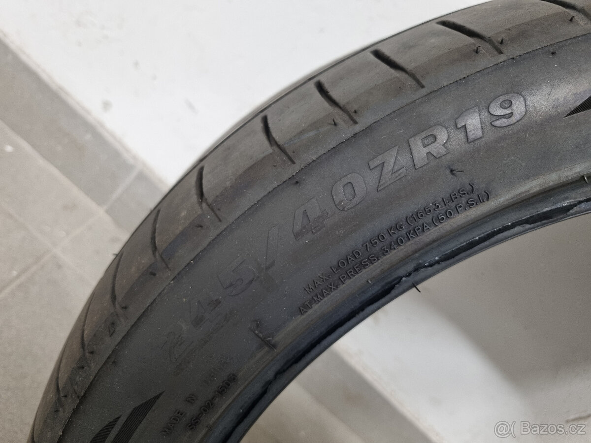 Letní Tracmax 245/40/R19 1ks - 5