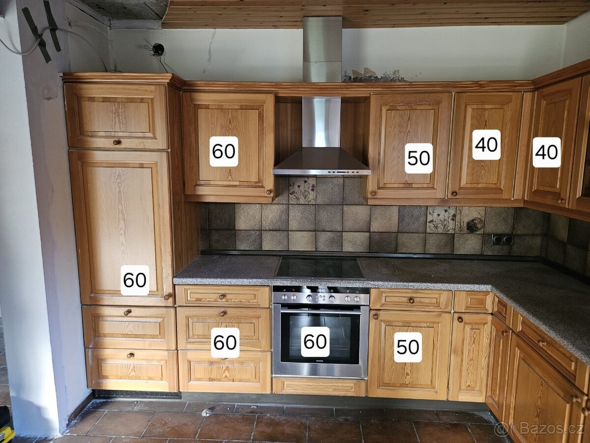 Masivní kuchyňská linka z Německa se spotřebiči - 5