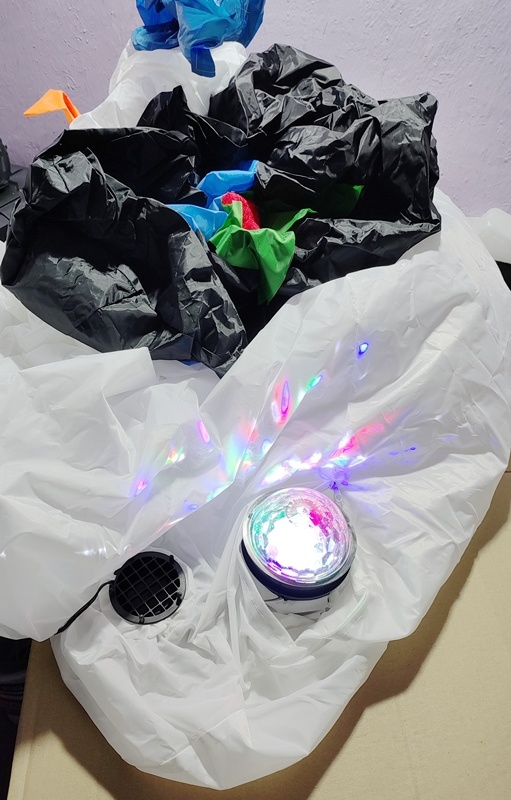 Nafukovací svítící vánoční dekorace sněhulák s osvětlením - 5