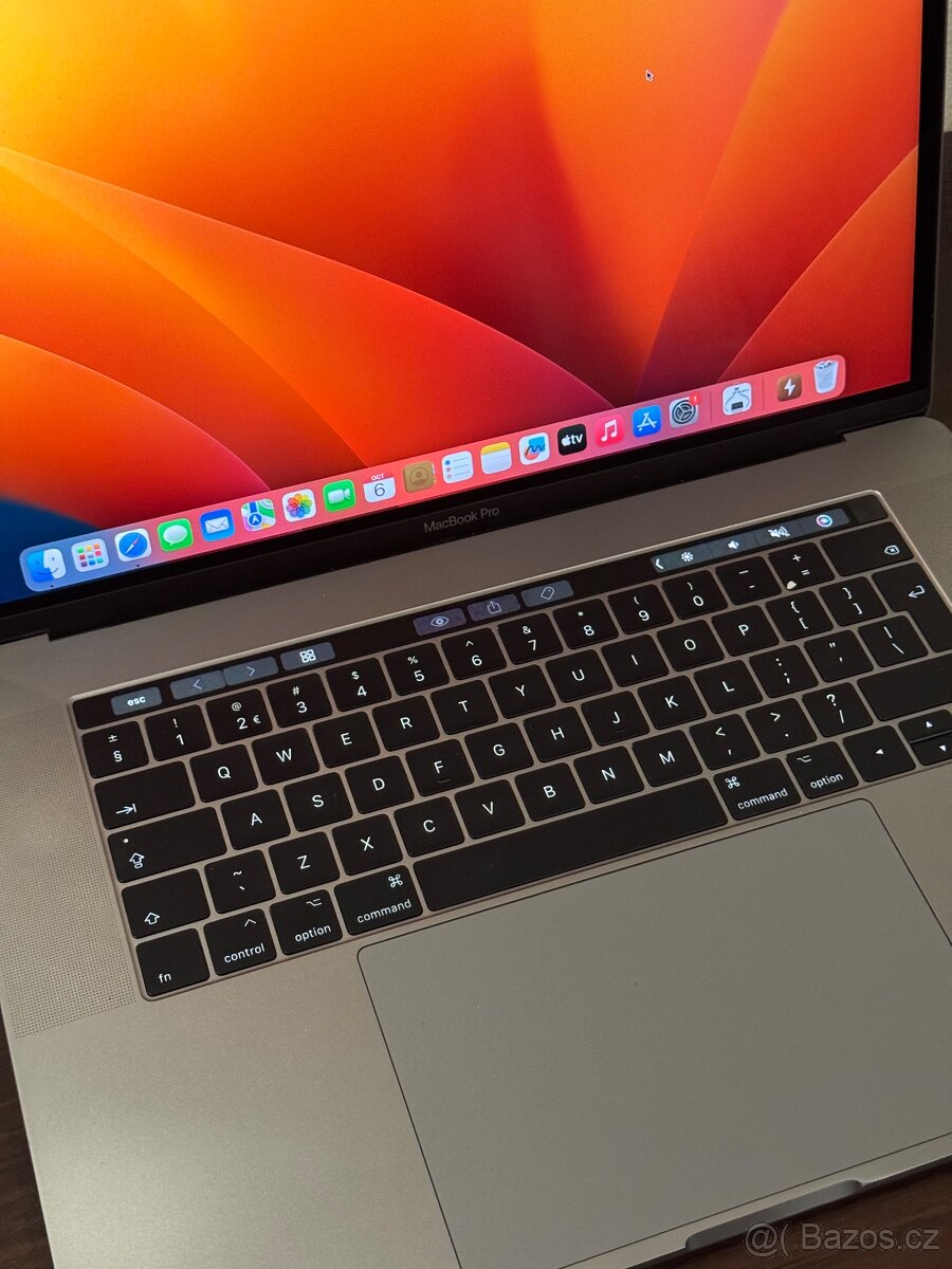 MacBook Pro 15"(2017) - i7/16GB/512GB - DPH - 5
