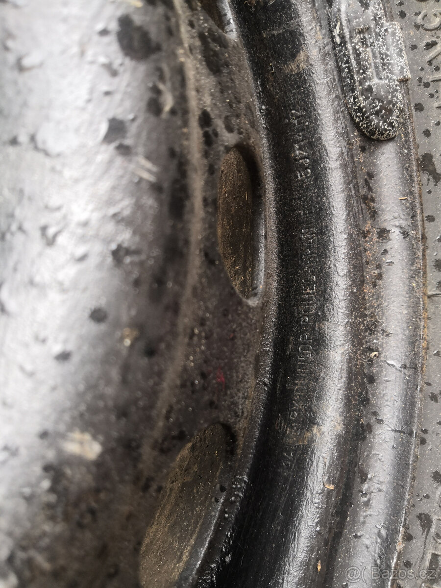 4 disky (s pneu), cena za vše - 5