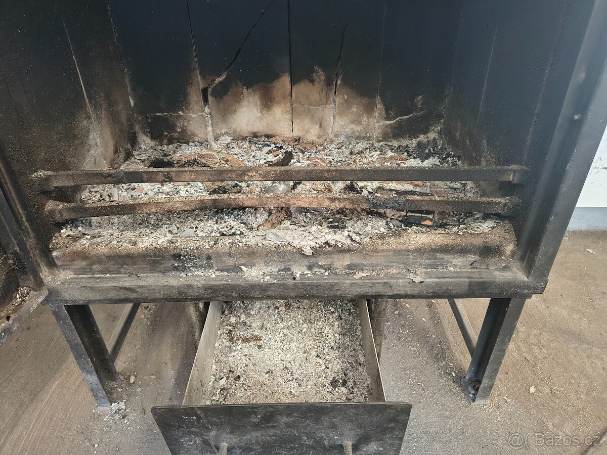 Dílenská krbová vložka - 5