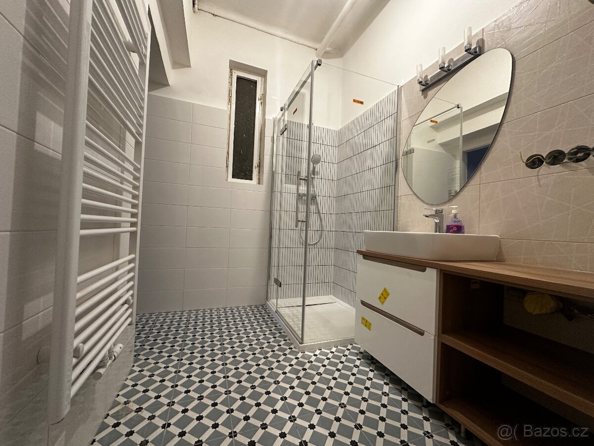 KOMPLETNI REKONSTRUKCE DOMU, BYTU A KOUPELEN - 5
