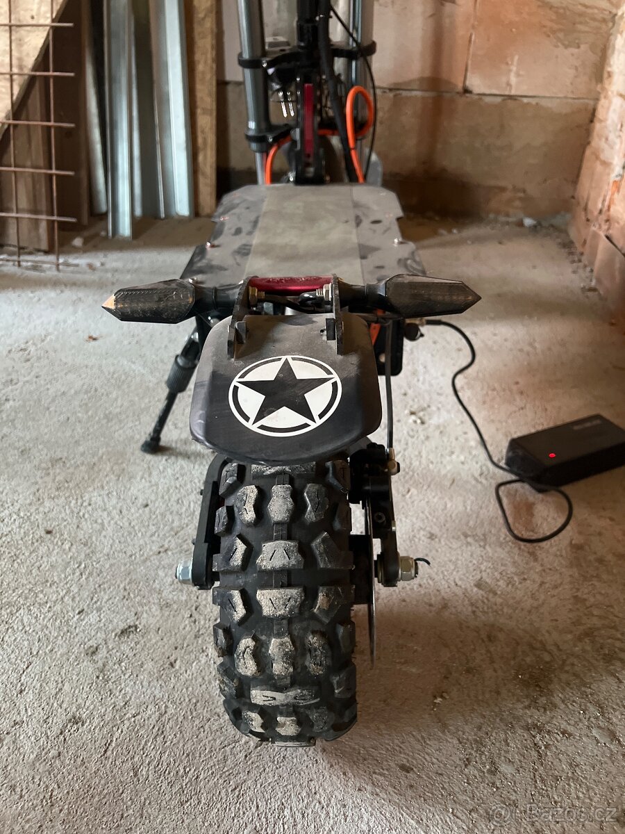 Elektrokoloběžka 5600w gunai monster - 5