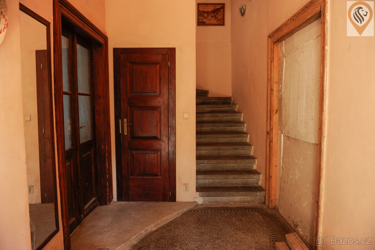 Prodej rodinného domu 253 m², pozemek 288 m², V.B.Třebízkého - 5