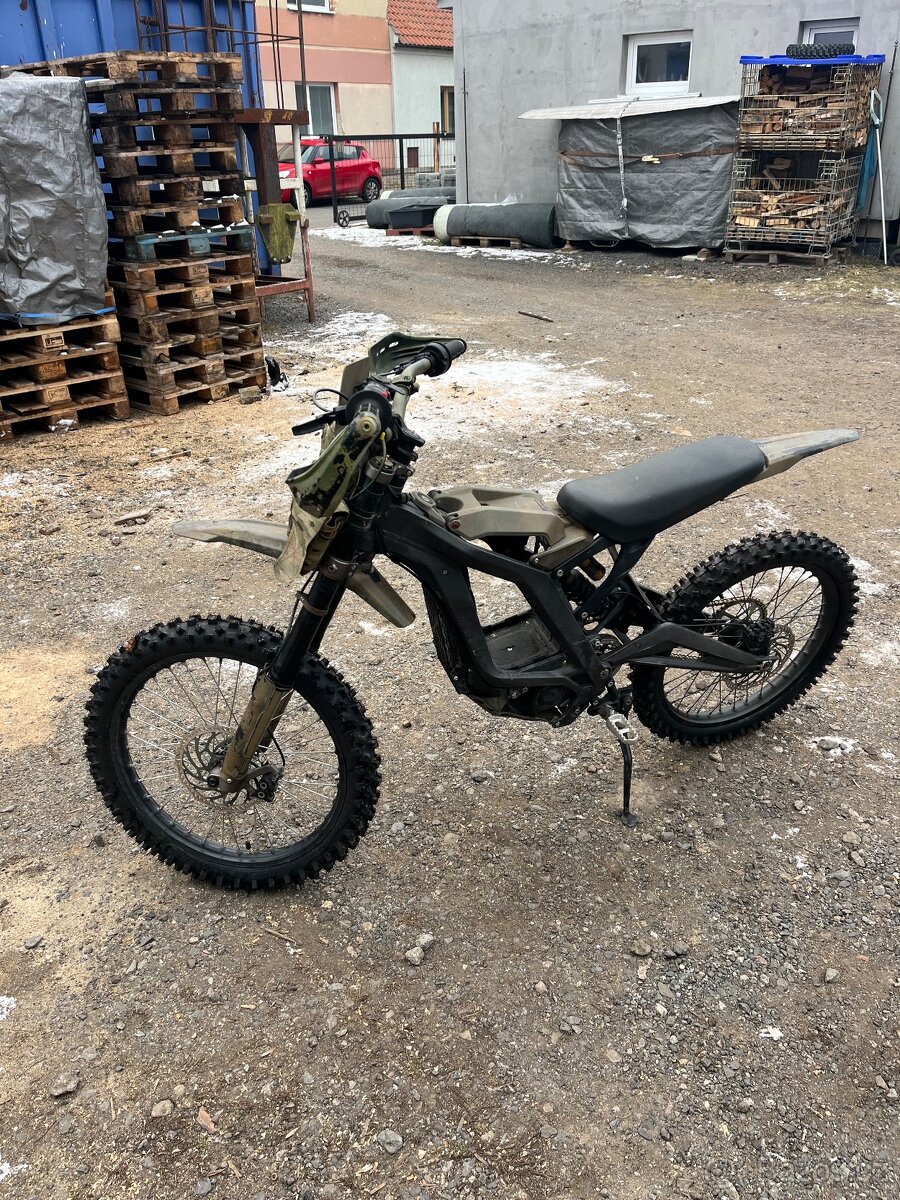 Surron light bee x - 5