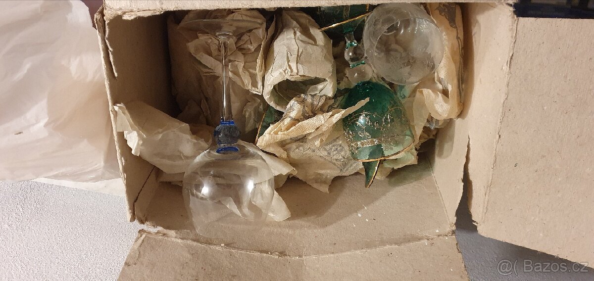 Sklo, porcelán...1 - 5