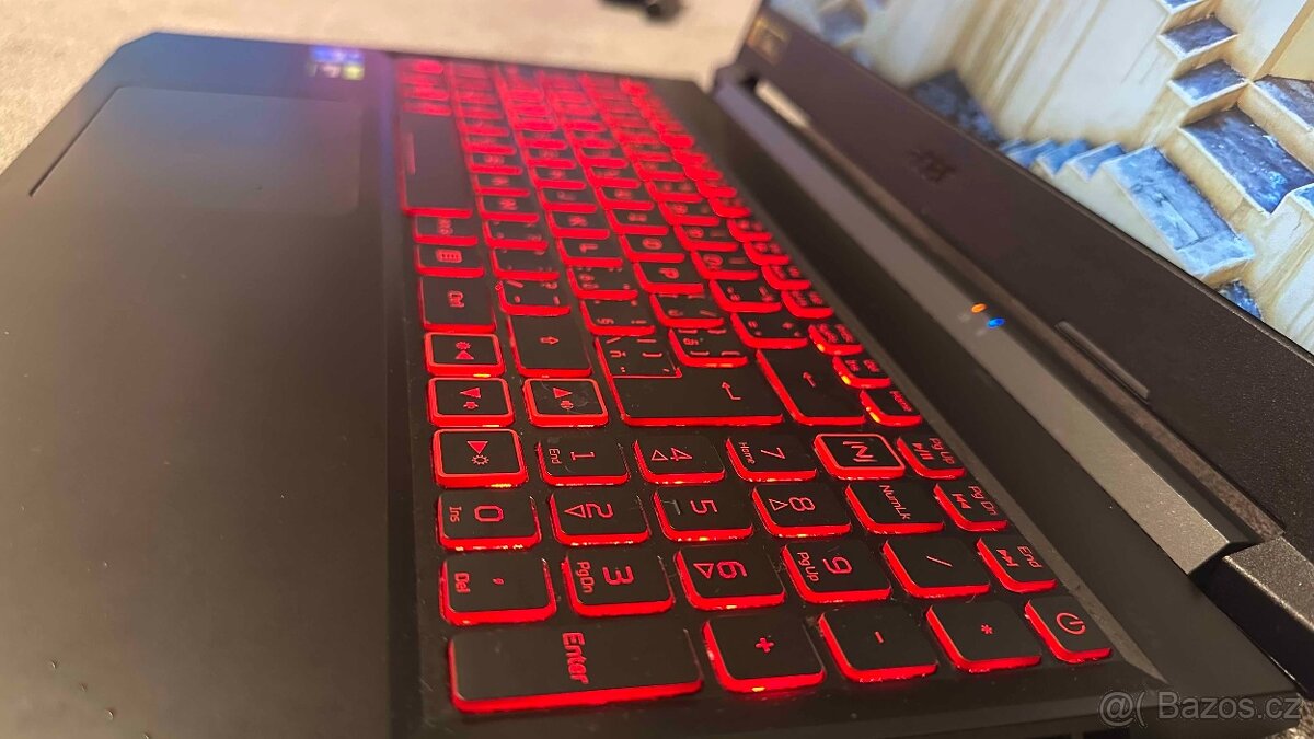 Herní Notebook Acer Nitro 5 i5 8GB - 5
