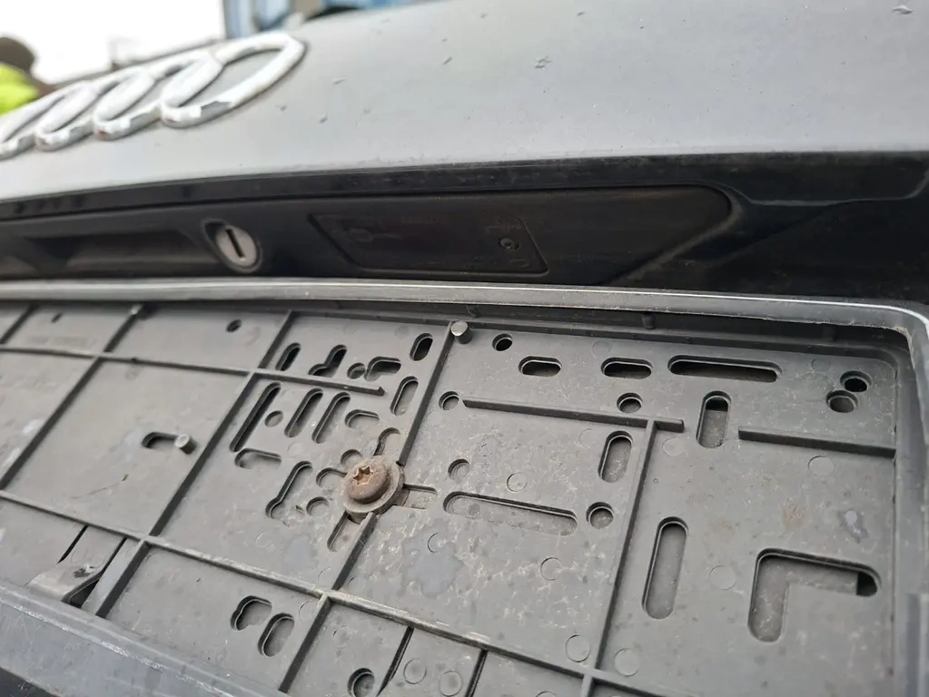 Víko kufru Audi A4B7, Víko zavazadlového prostoru - 5