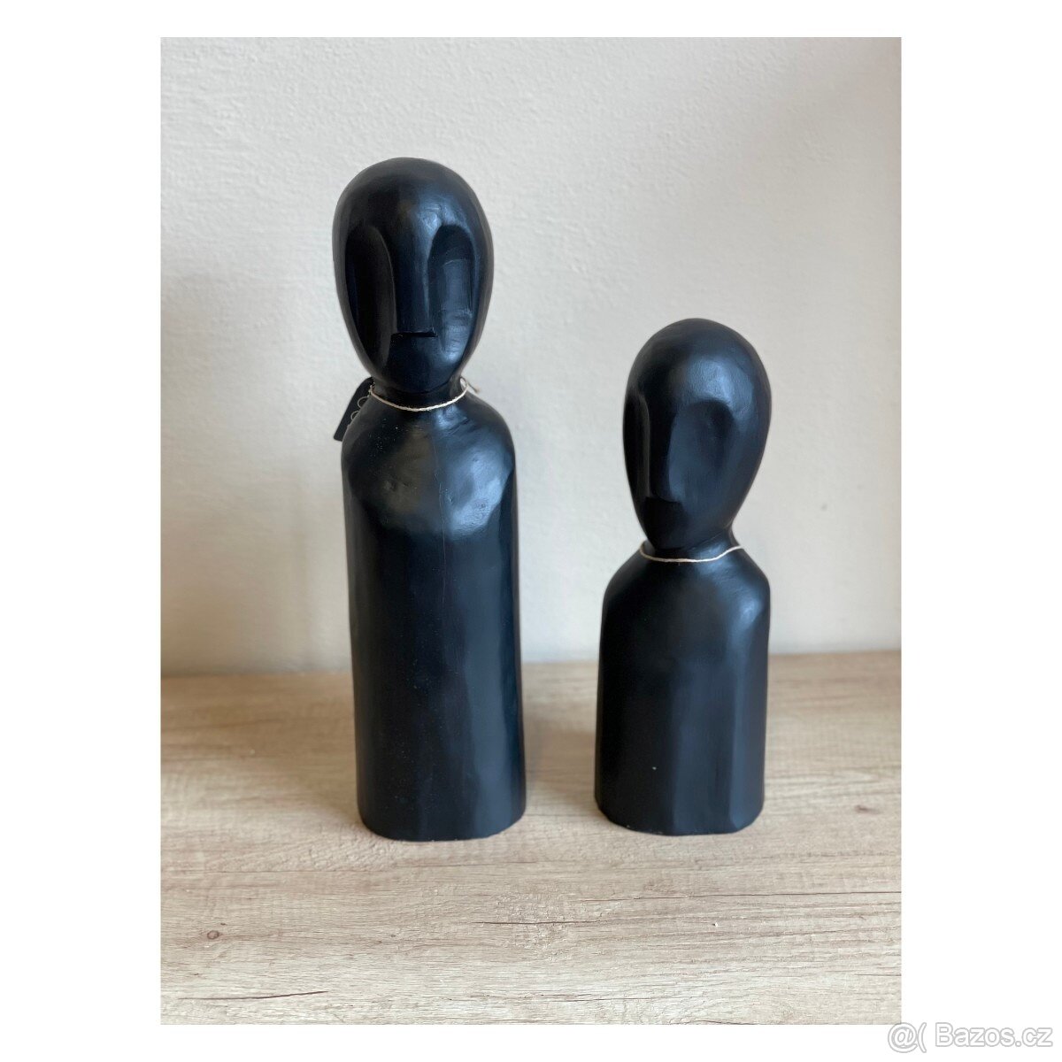 Dřevěné sošky v černém odstínu - 5