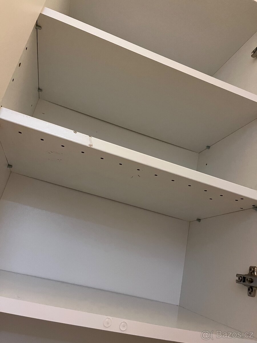 Koupelnová skříňka - 5