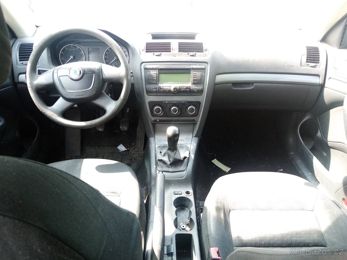 Škoda Octavia II kombi 1,6 75kW BSE r.v.2011 - 5