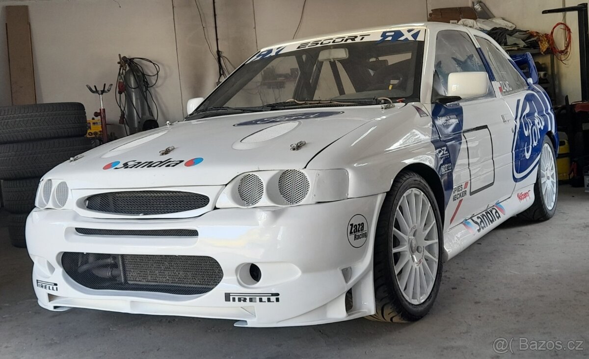 Ford Escort RS2000 Závodní replika - 5