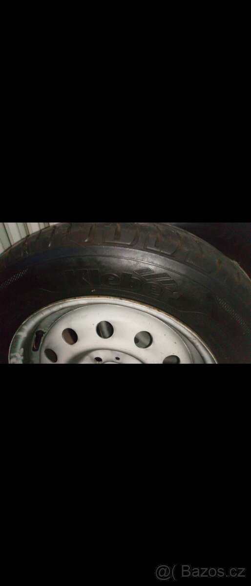 Dvě zimní pneu - 5