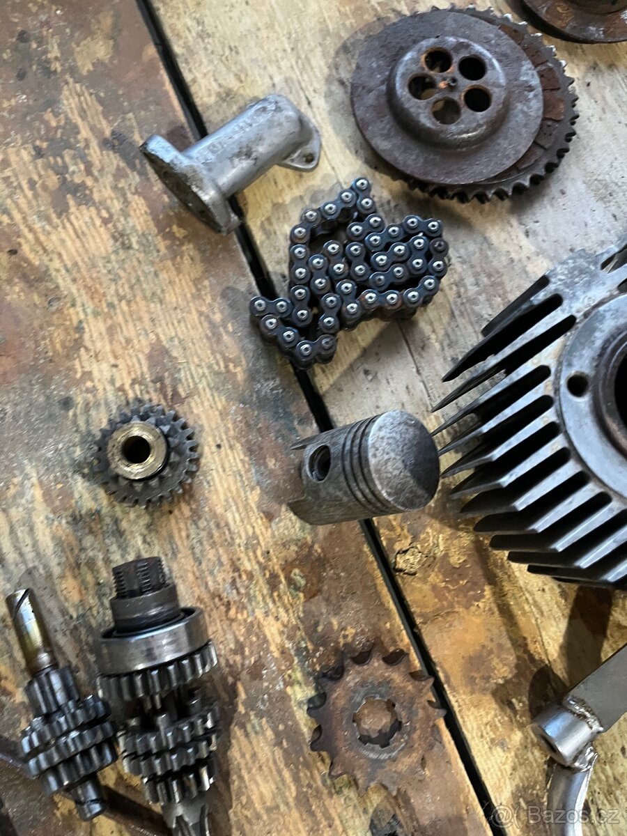 motor Jawa pionýr 05 - 5