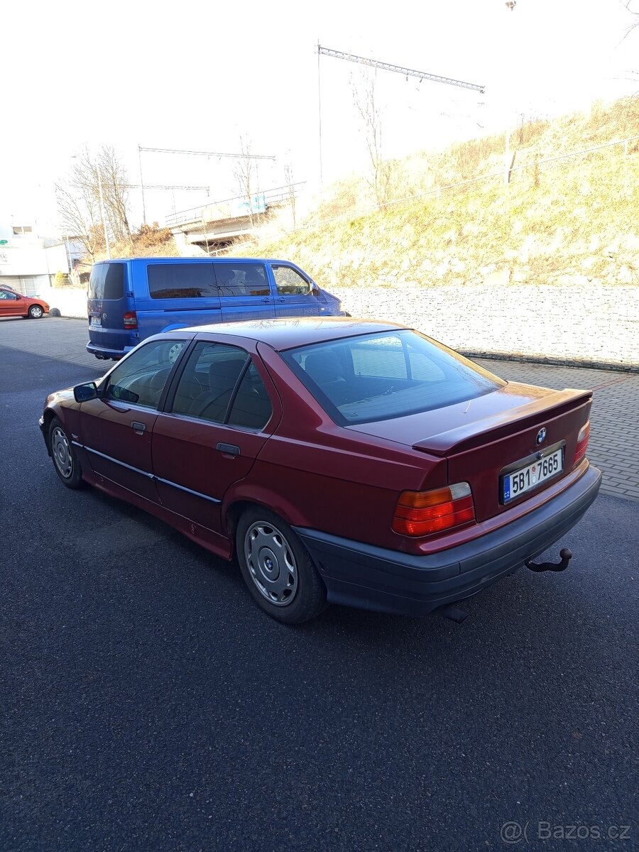 Bmw e36 318i - 5