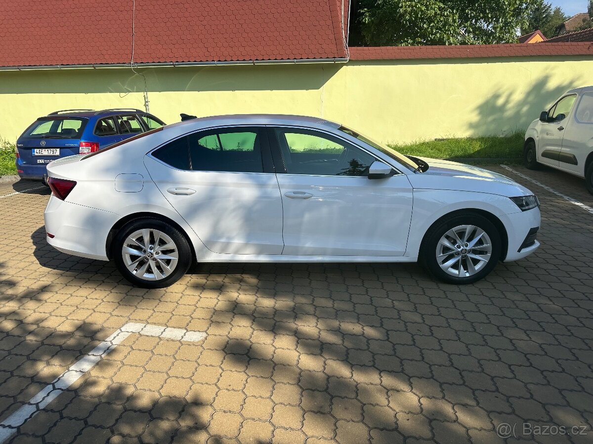 PRONÁJEM VOZIDLA SKODA OCTAVIA STYLE 2.0 TDi, R.V.2023, NA T - 5