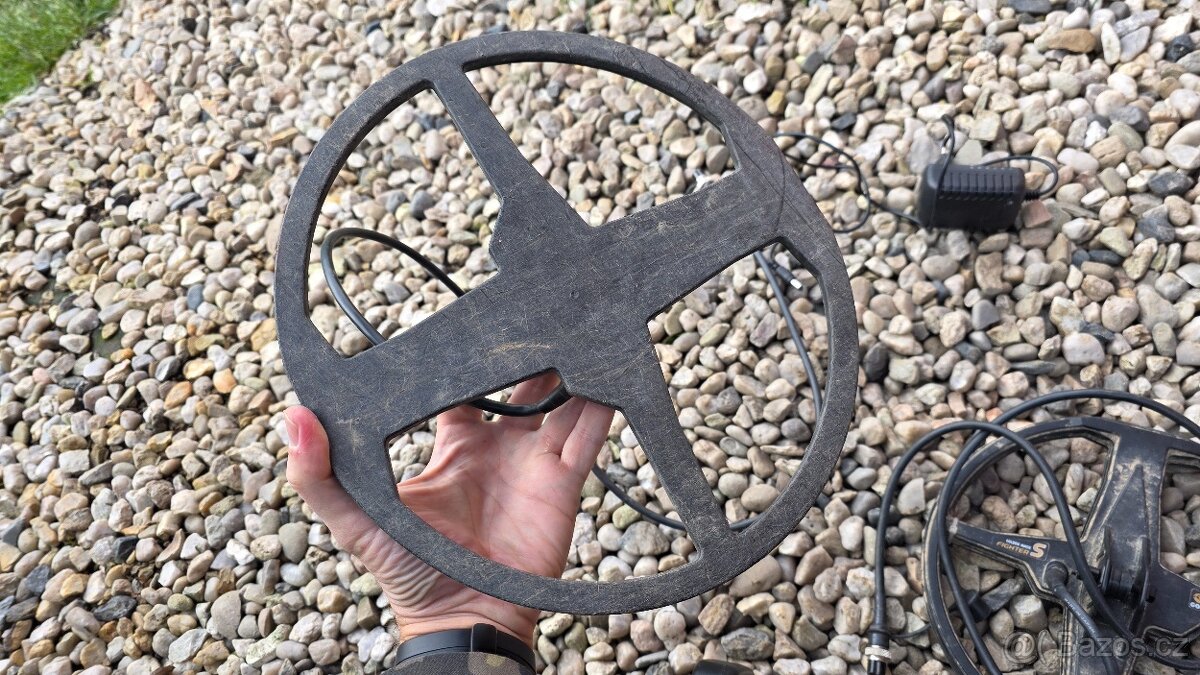 Detektor kovu Golden mask GM 7 se 3ma civkama - 5