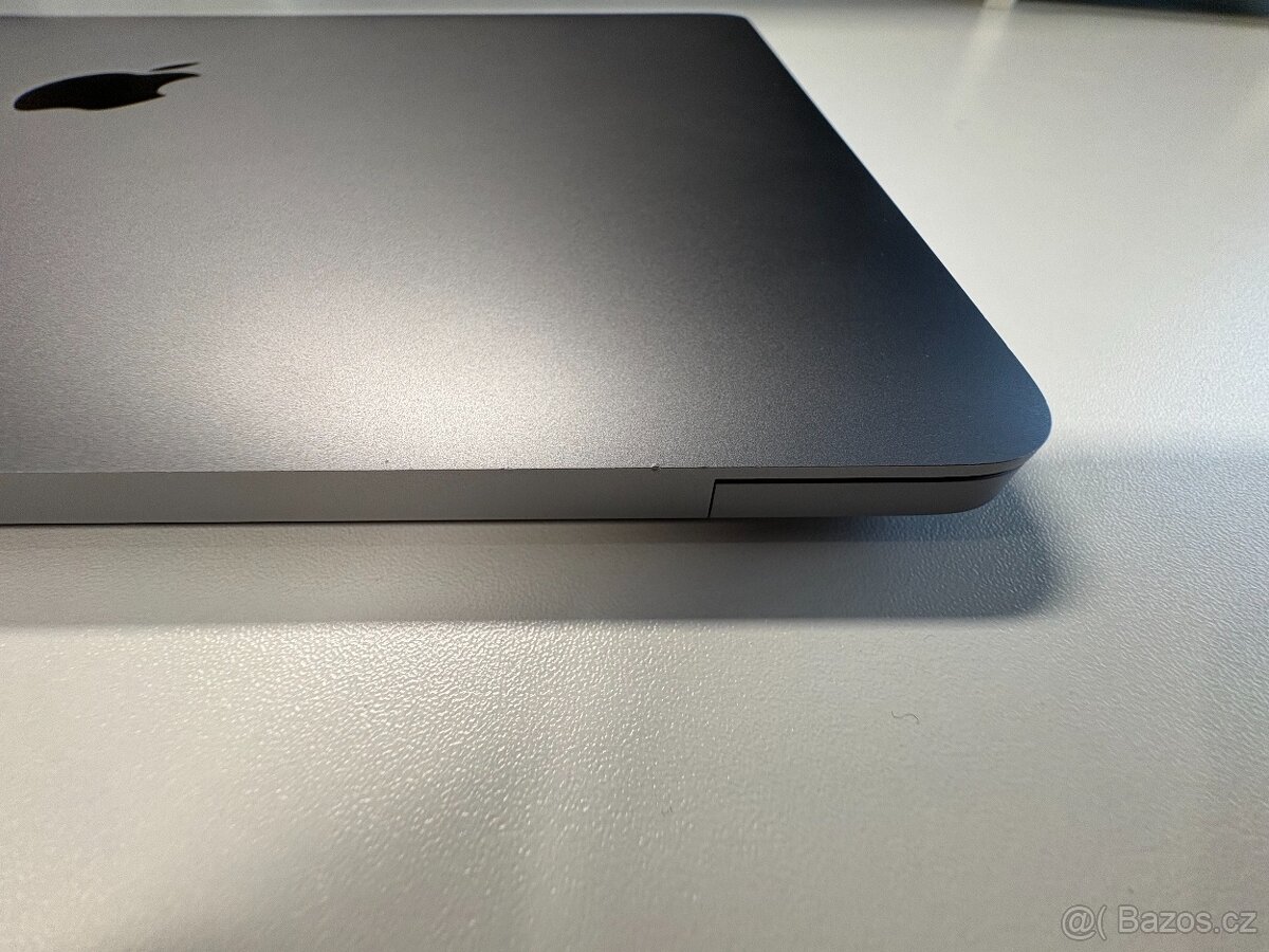 MacBook Pro M1 13" TouchBar, 16 GB RAM, 512GB SSD - 5
