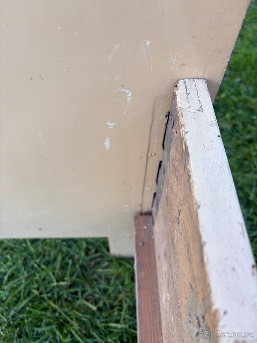 Stará dřevěná postel - 5