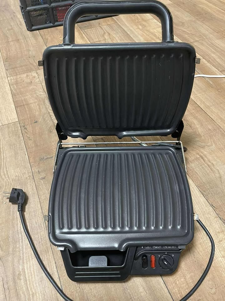 Kontaktní gril Tefal – plně funkční - 5