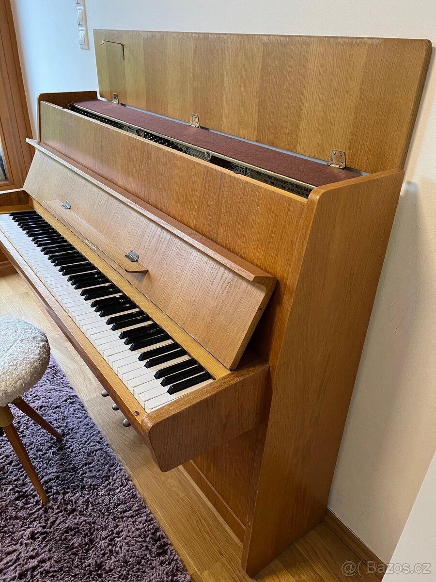 Pianino Petrof P 100 Harmonie 5 - 5