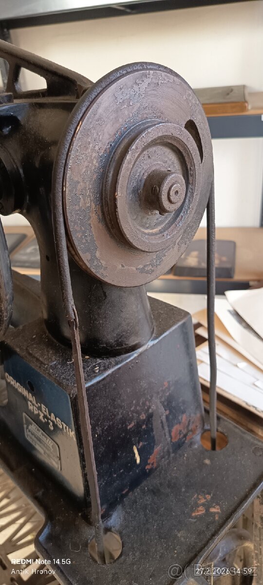 Šicí stroj, CLAES, obuvnický/sedlářský. - 5