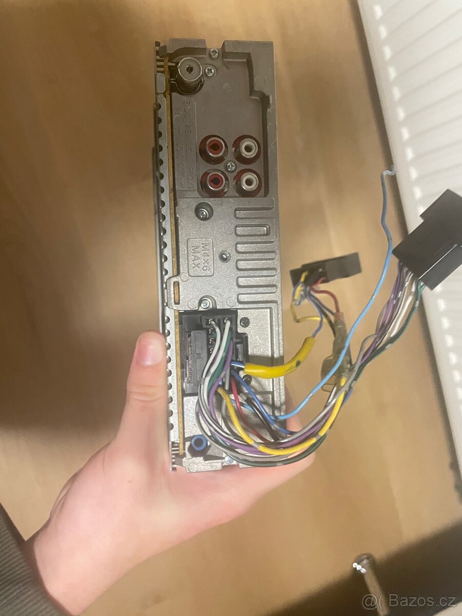 Autorádia Panasonic & Sony - 5