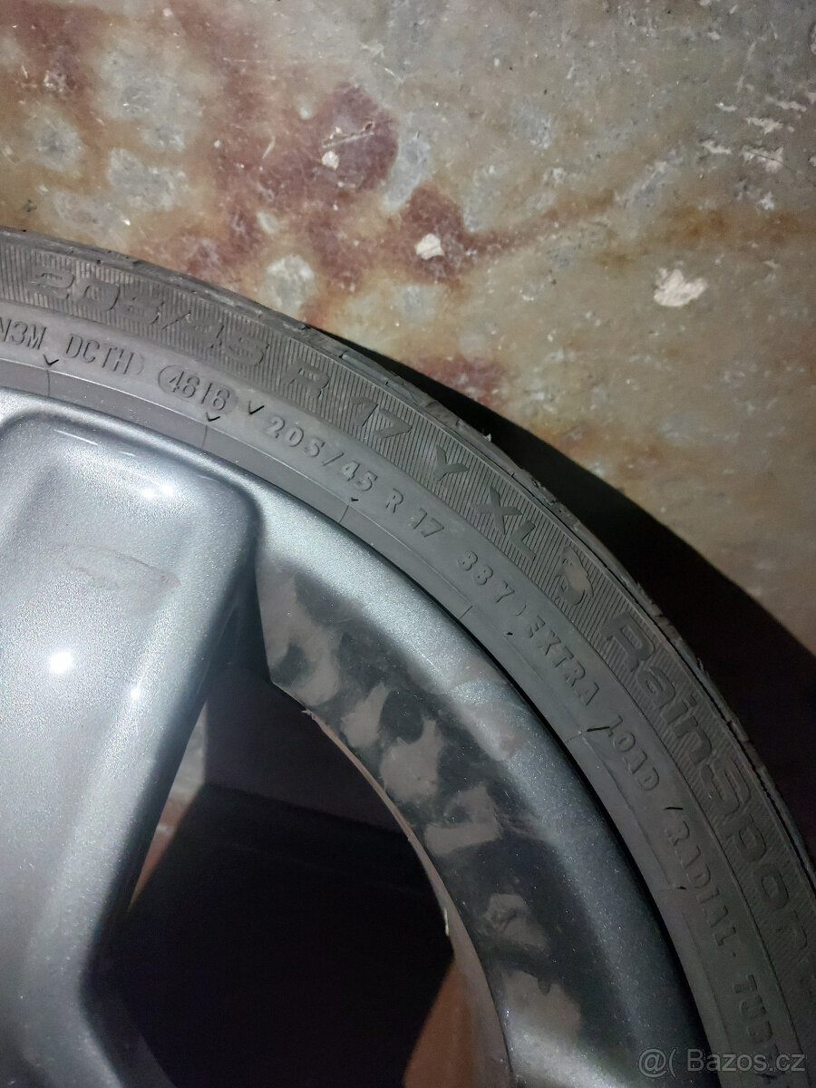 Peugeot challenger 205/45 R17 4x108 - 5