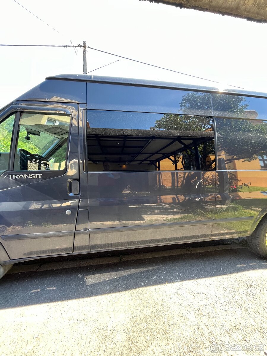 Boční sklo Ford transit 99-2014 leve 143x62,5 - 5