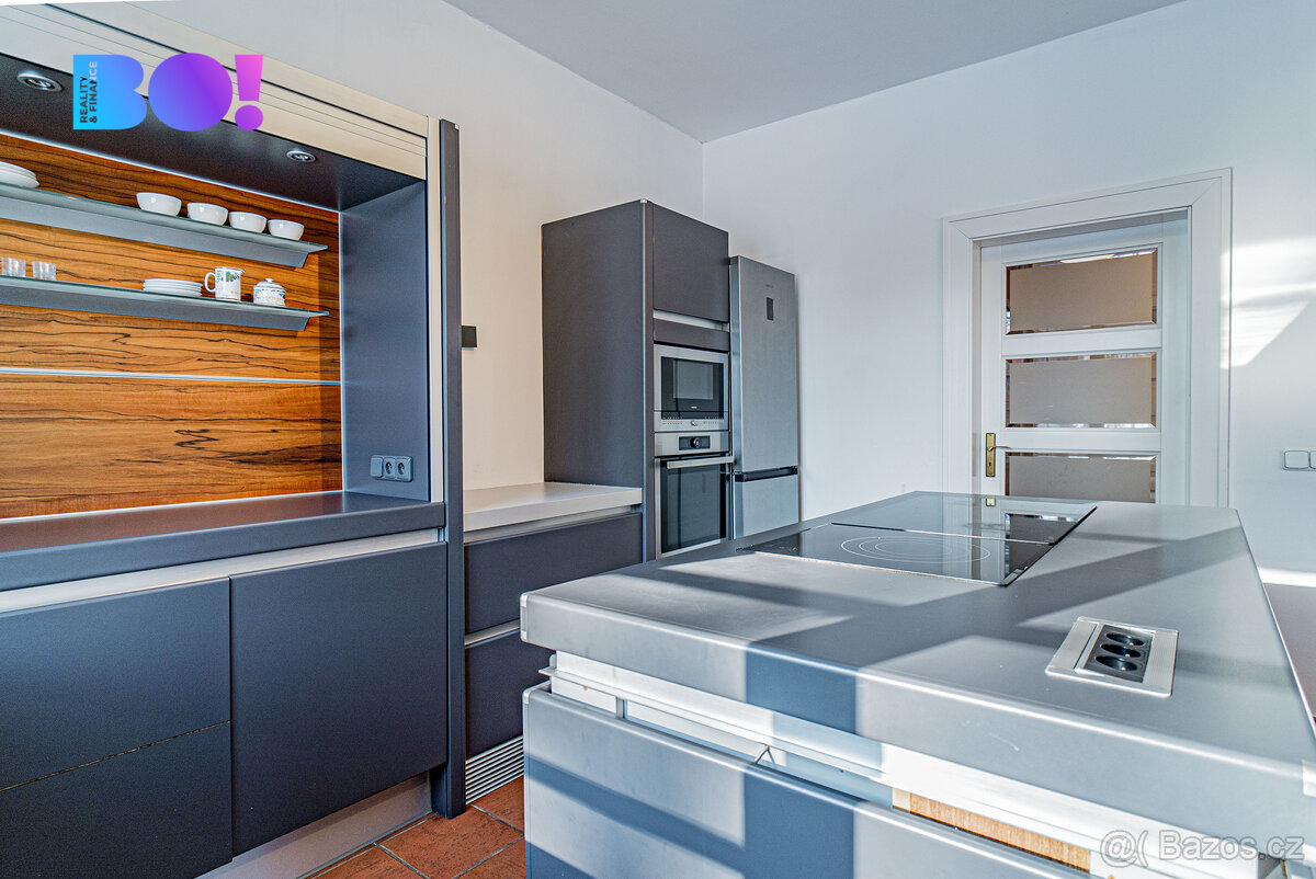 Prodej vily 7+kk se stavebním pozemkem, Frýdlant nad Ostravi - 5