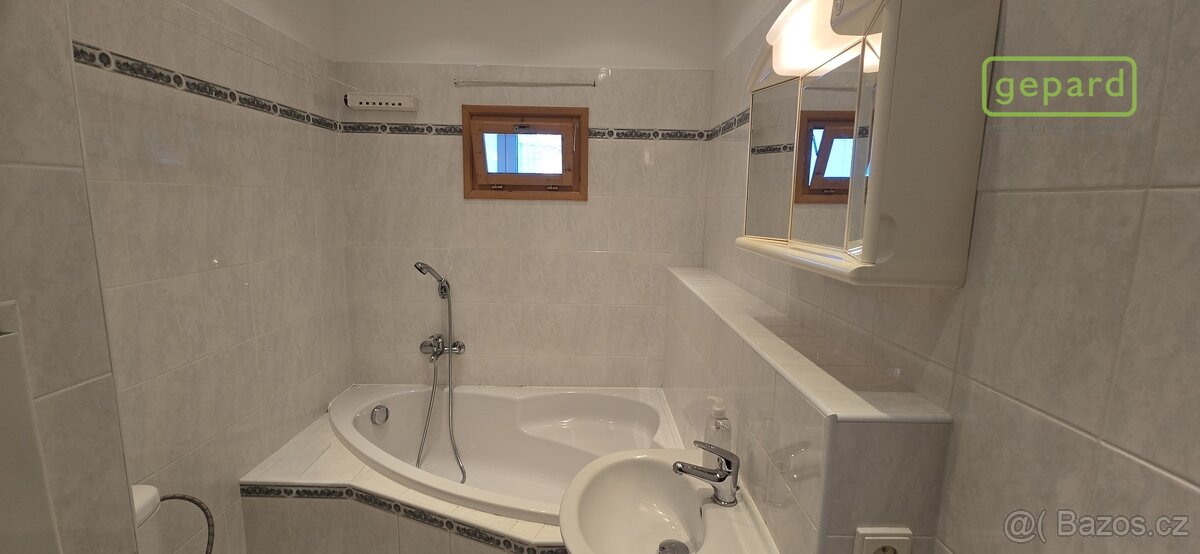 Udržovaný byt 2+1- Za Nádražím - Český Krumlov. - 5
