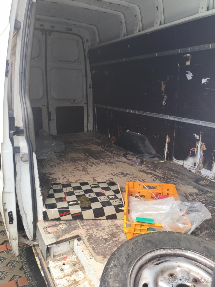 Prodám Ford transit 2.4. - 5