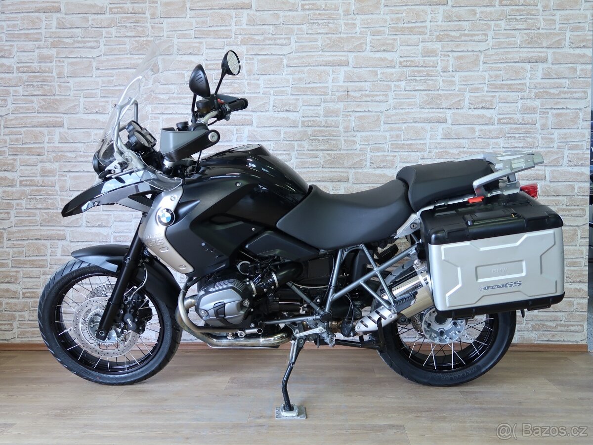 BMW R1200GS Tripleblack dobrý stav i výbava, po servisu