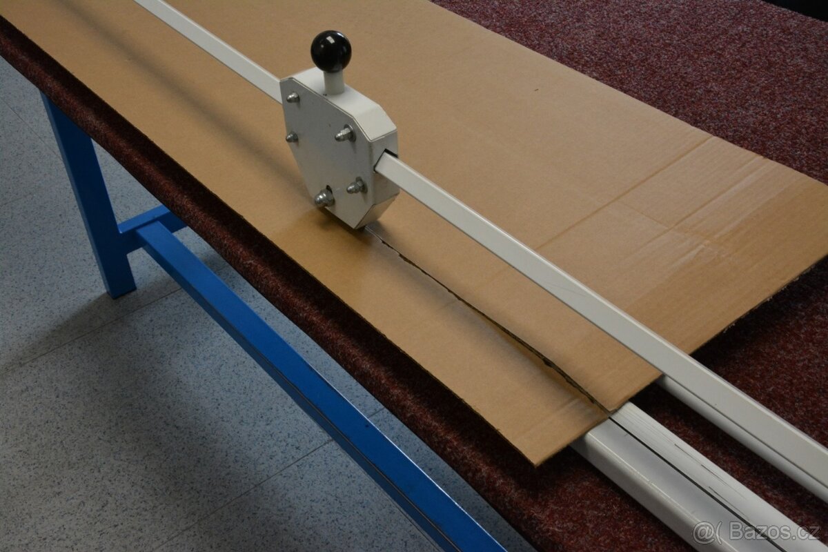 Řezačka na papír - karton 1500mm - 5