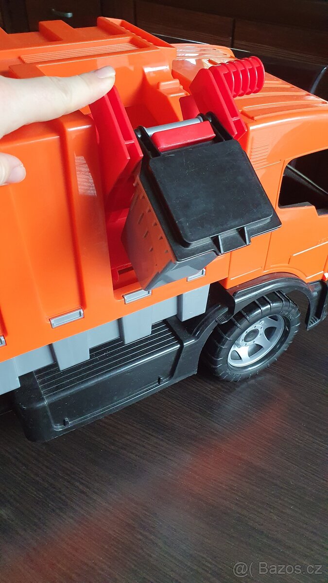 Velké popelářské auto zn. Lena - 5