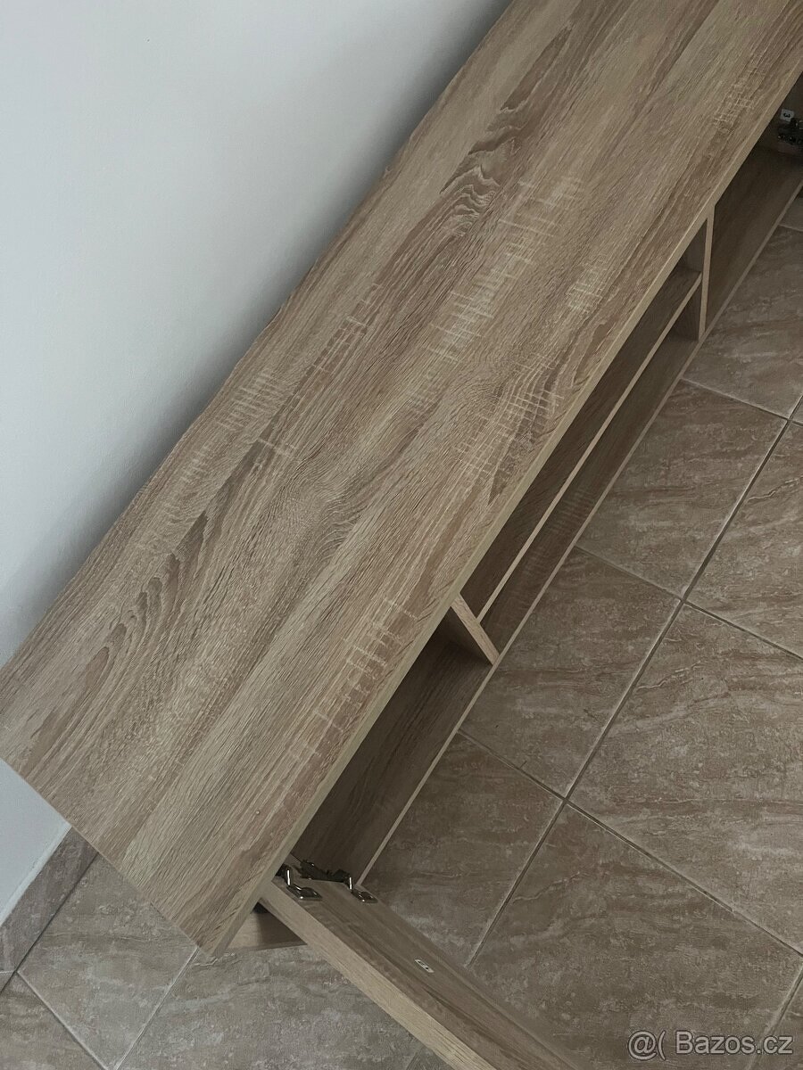 TV stolek HASLUND z Jysku - 5