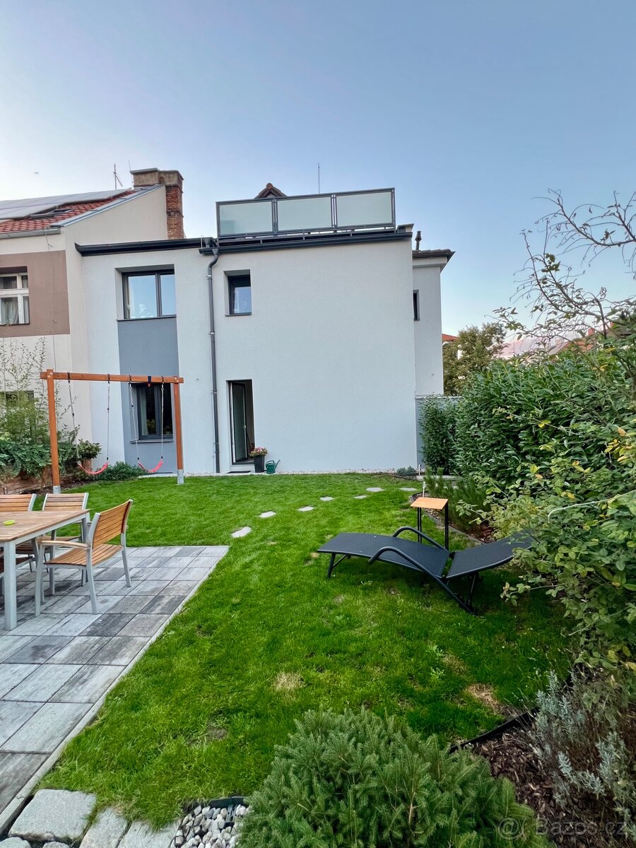 Prodej dvougeneračního domu - 5