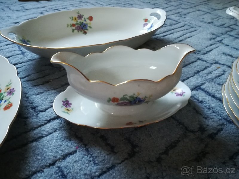 AKCE 50 let STARÝ JÍDELNÍ SET - 5