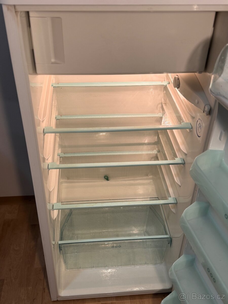 Lednice Electrolux ERC 2443 - 5