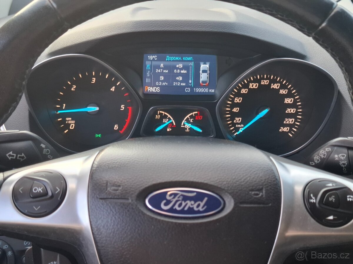 Ford Kuga - 5