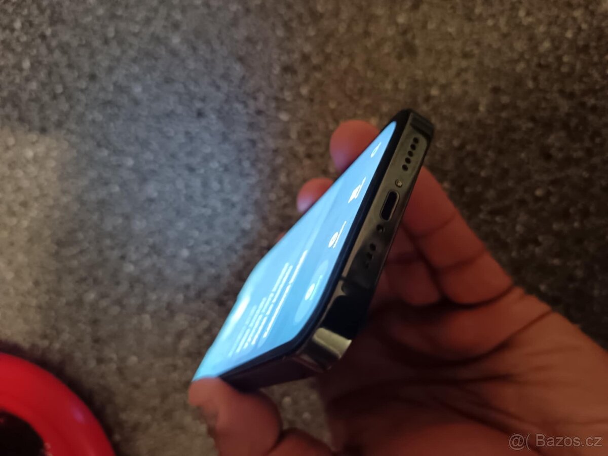 IPhone 13 Pro možná vyněns - 5