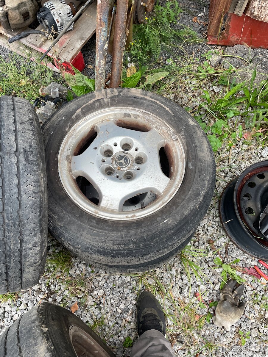 Prodám alu kola na Mercedes benz vito - 5