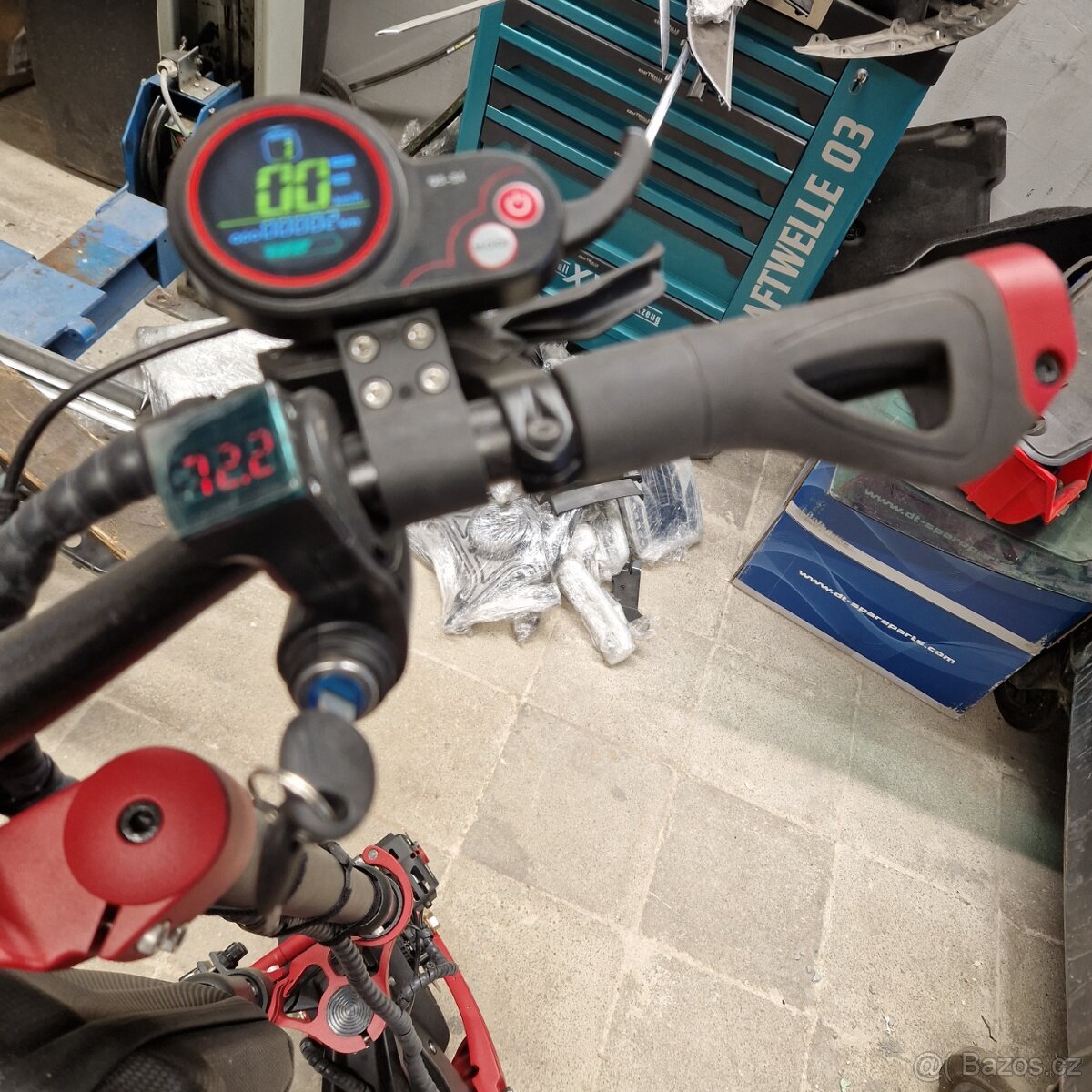 Nová elektrokoloběžka Zero 11X - 5