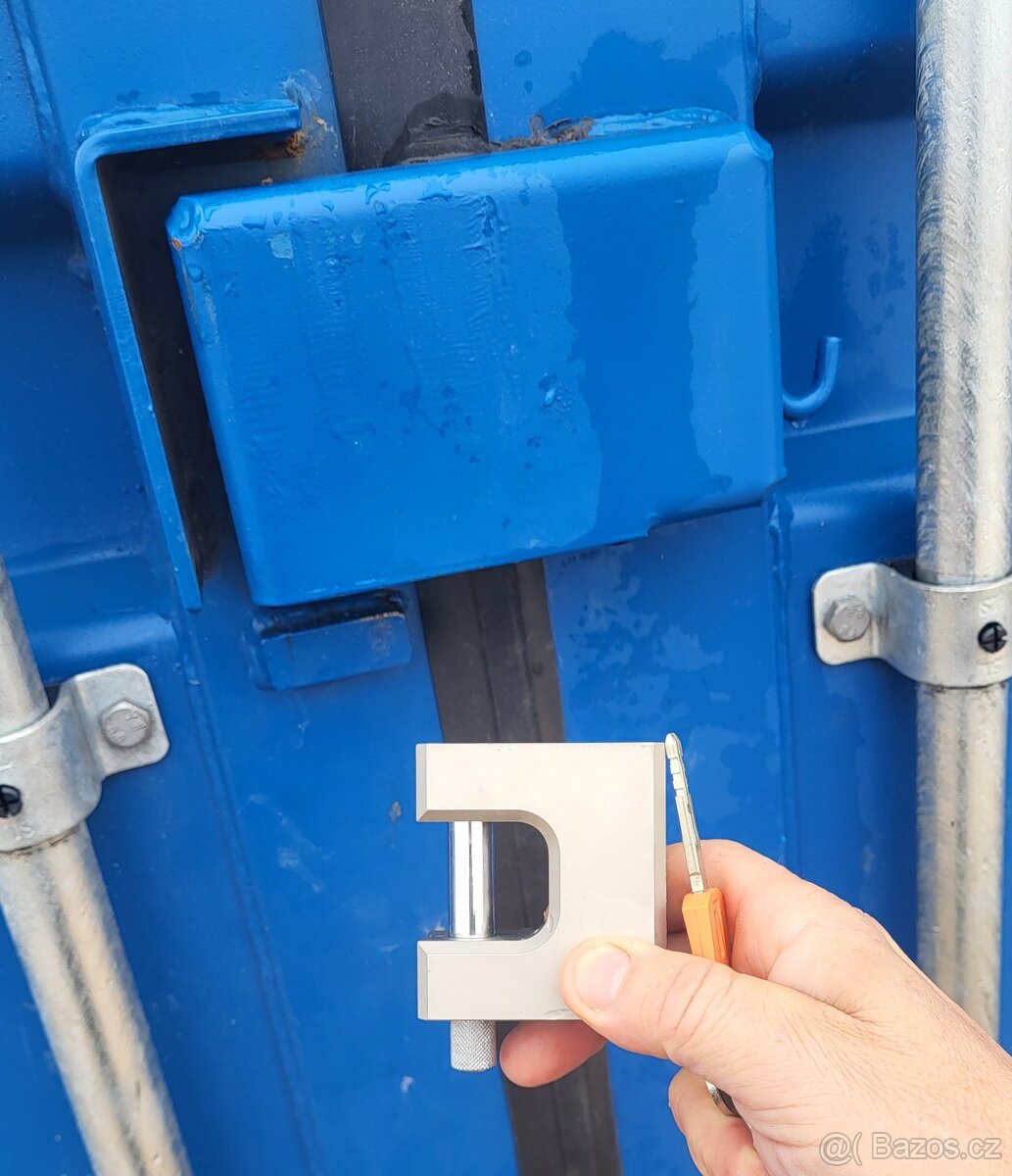 Pronájem garáž sklad lodní kontejner - 5