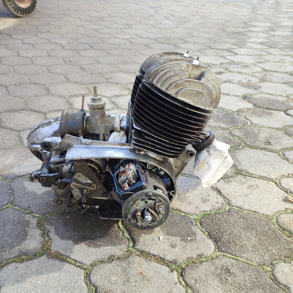 Motor Jawa 350 Kývačka - 5
