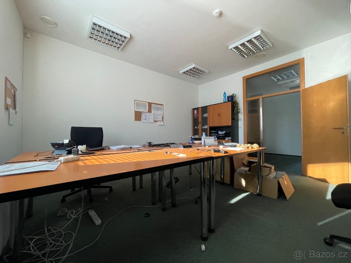 Prodám kancelářský nábytek, kuchyňský nábytek, NOVÉ - 5
