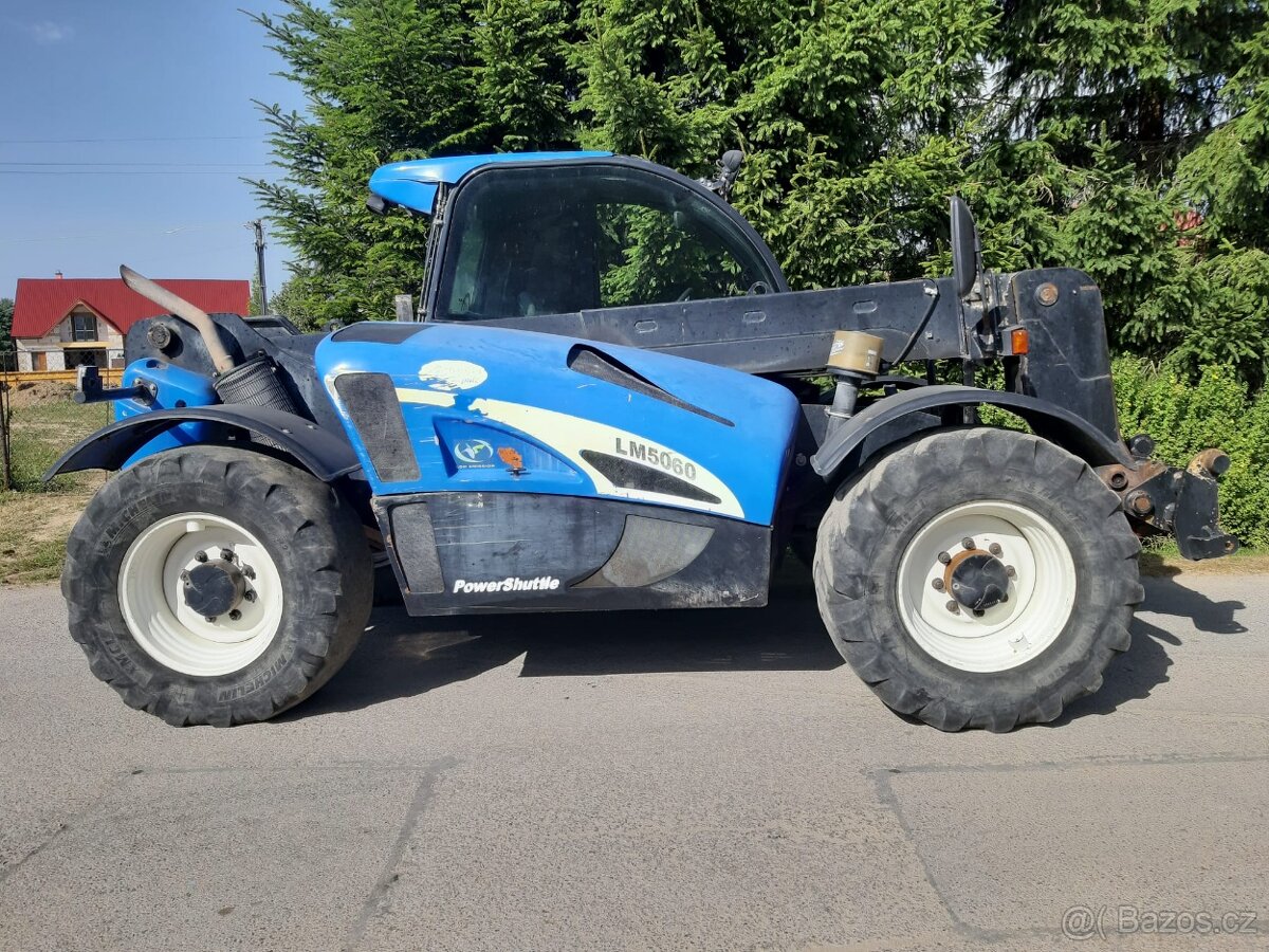 Teleskopický manipulátor New Holland LM 5060 - 5